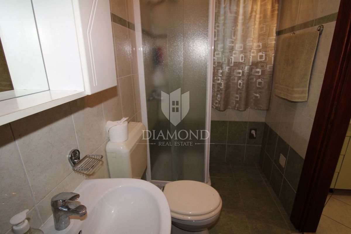 Rabac, appartamento su due piani in ottima posizione