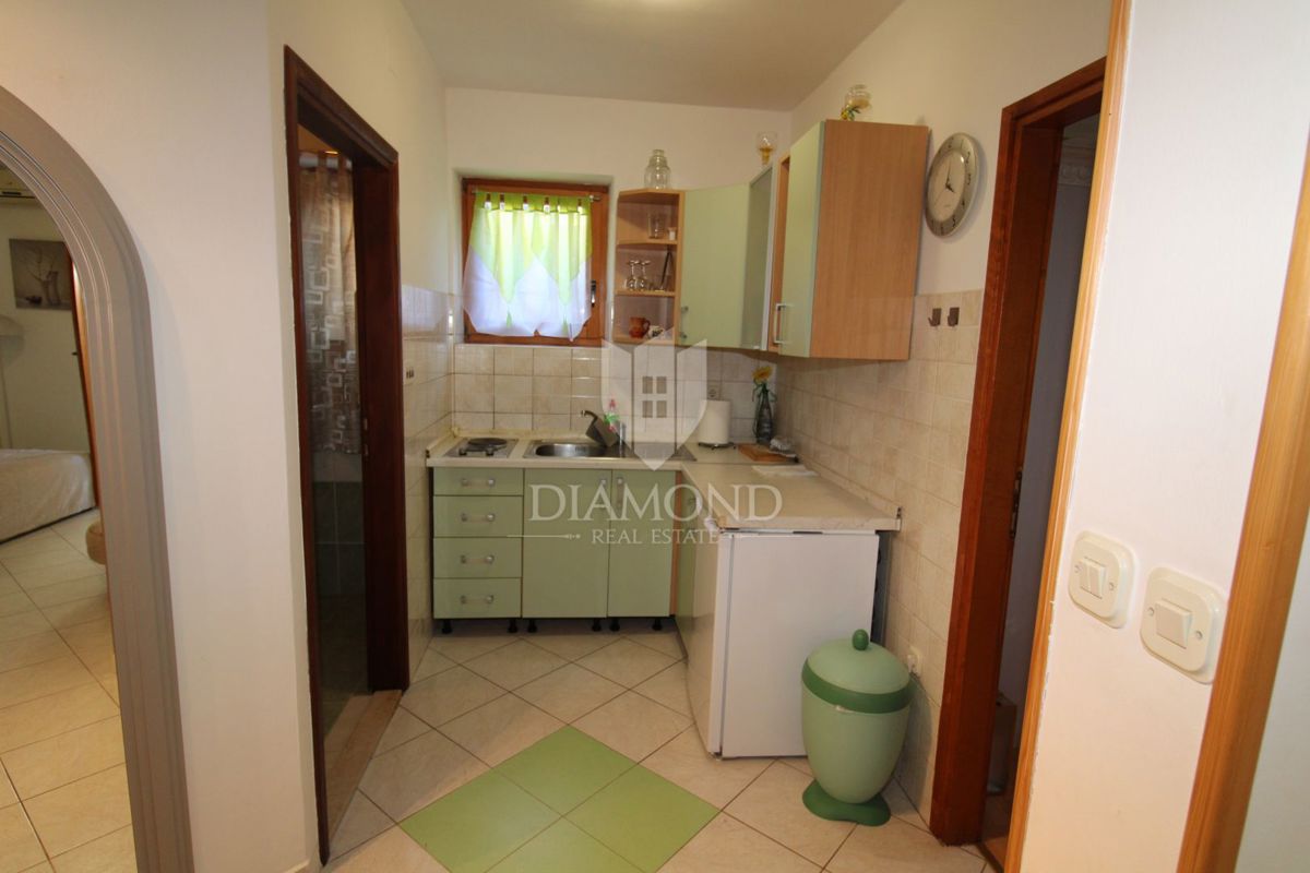 Rabac, appartamento su due piani in ottima posizione