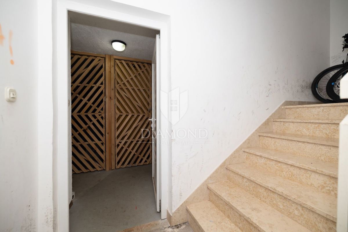 Žminj, ottimo appartamento in centro con ripostiglio e parcheggio