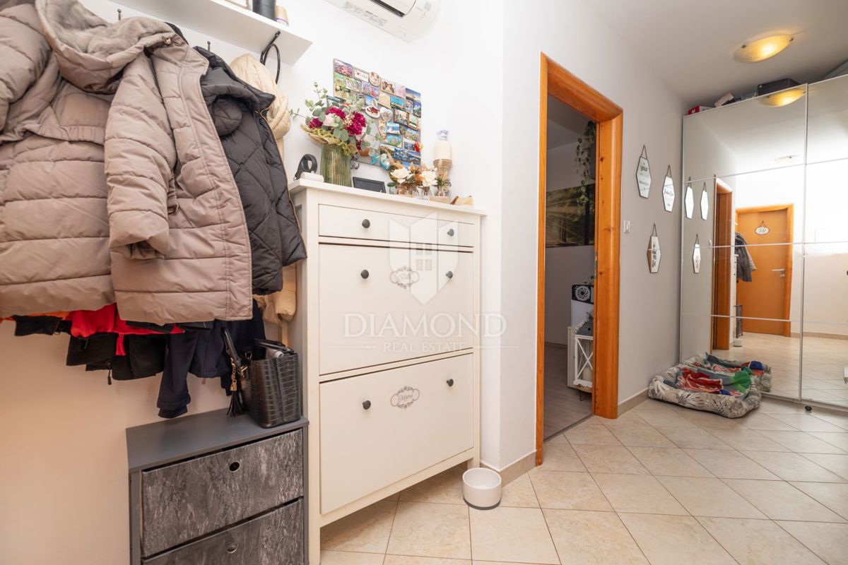 Žminj, ottimo appartamento in centro con ripostiglio e parcheggio