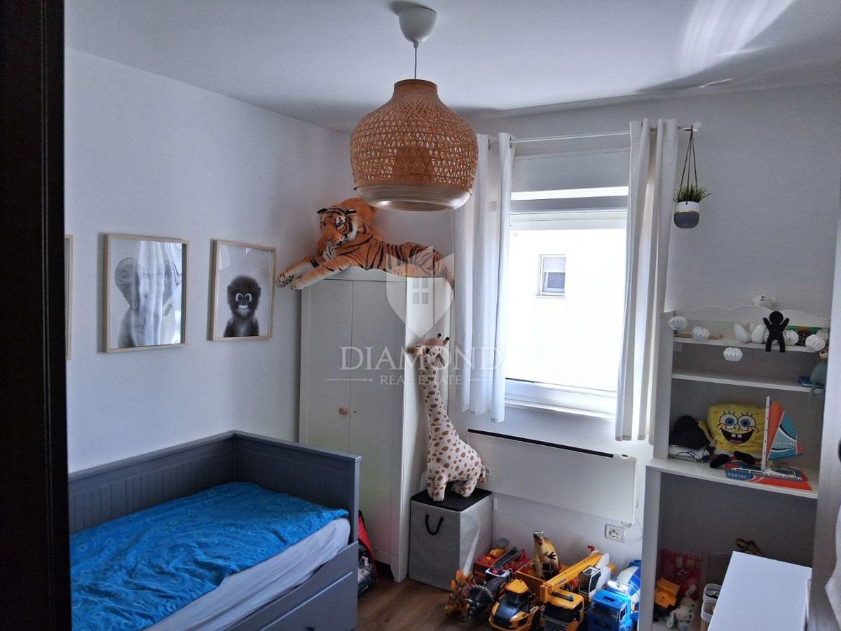 RIJEKA, VIŠKOVO- Appartamento duplex con vista mare