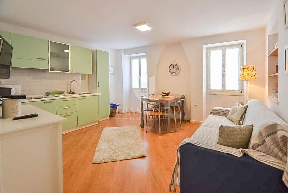 Rovigno! Centro! Appartamento con vista mare!