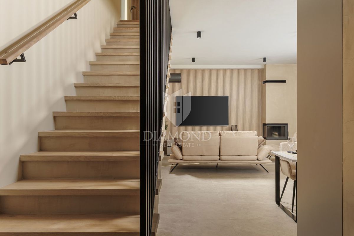 BELLISSIMA CASA MODERNA CON VISTA PANORAMICA