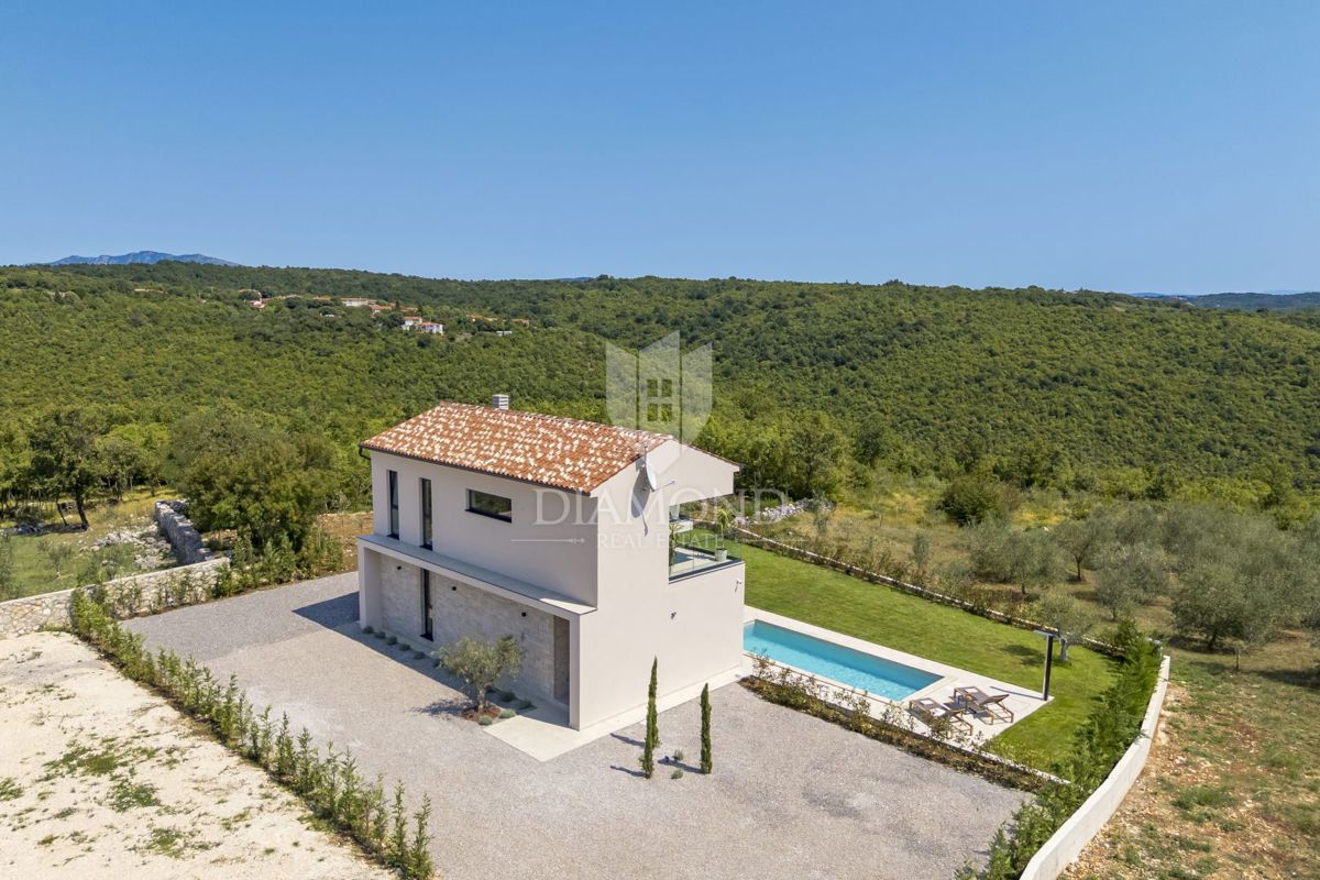 BELLISSIMA CASA MODERNA CON VISTA PANORAMICA