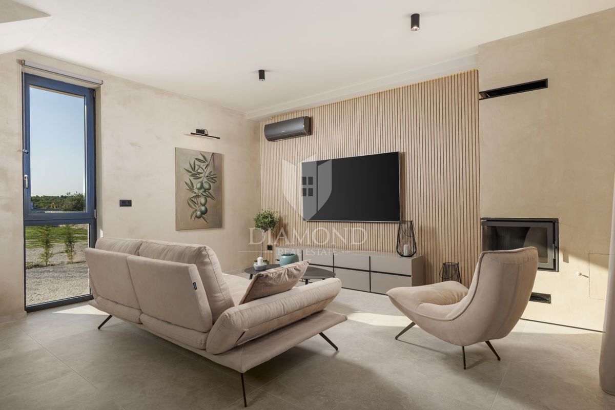 BELLISSIMA CASA MODERNA CON VISTA PANORAMICA