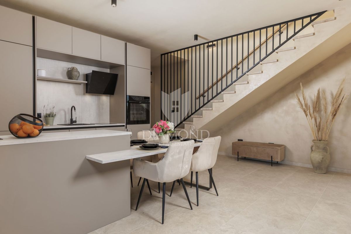 BELLISSIMA CASA MODERNA CON VISTA PANORAMICA