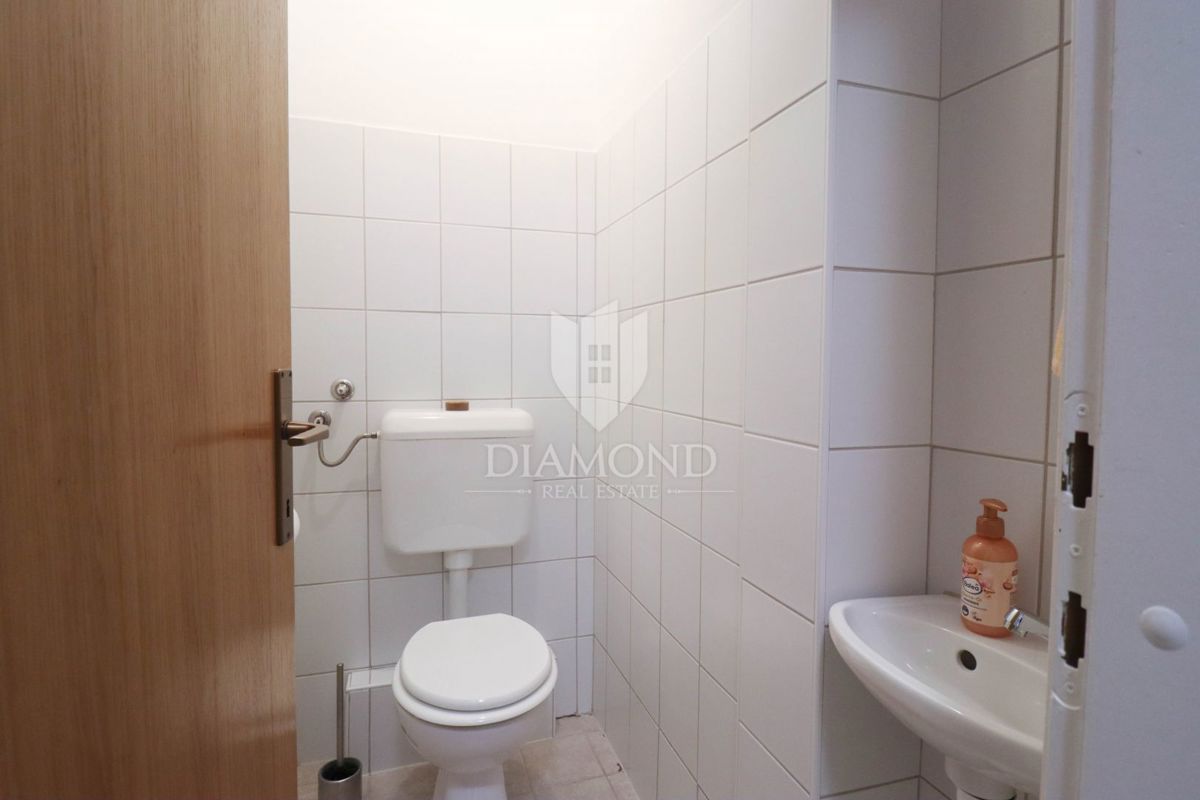 Zagabria, Spansko! Appartamento di tre stanze!