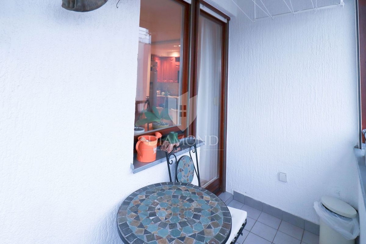 Zagabria, Spansko! Appartamento di tre stanze!