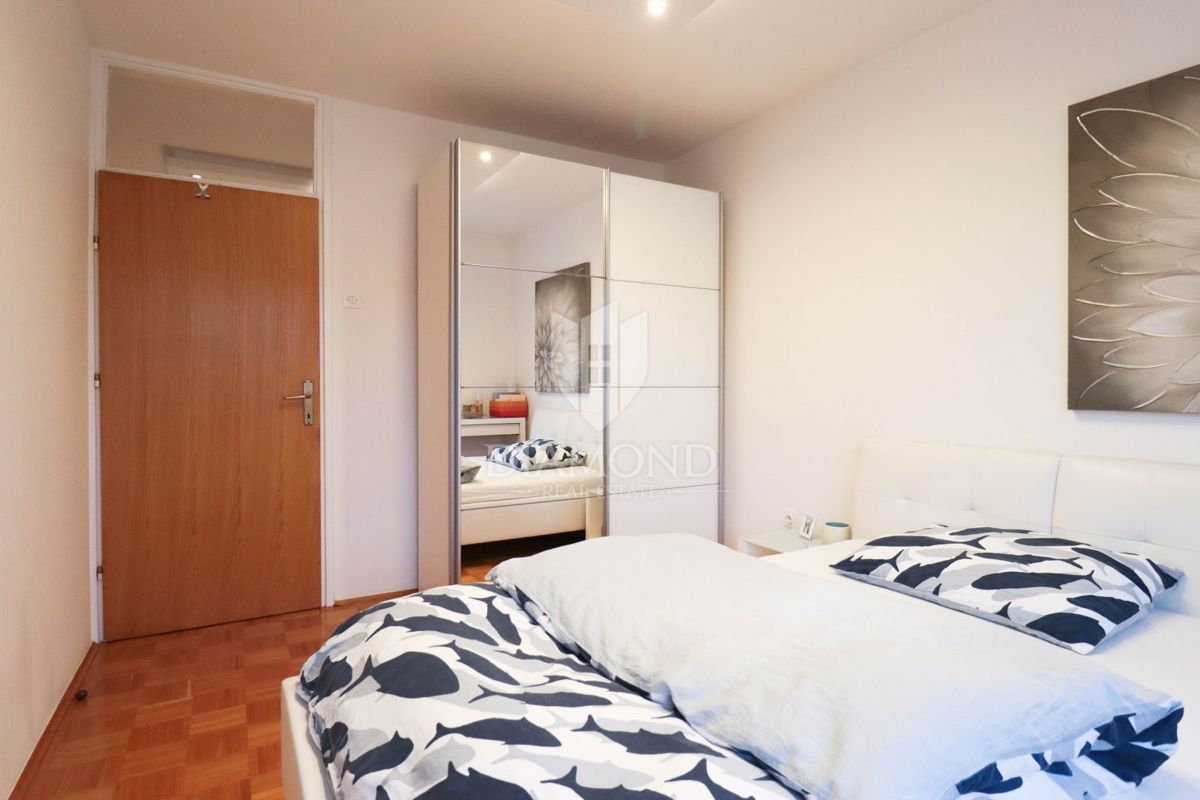 Zagabria, Spansko! Appartamento di tre stanze!