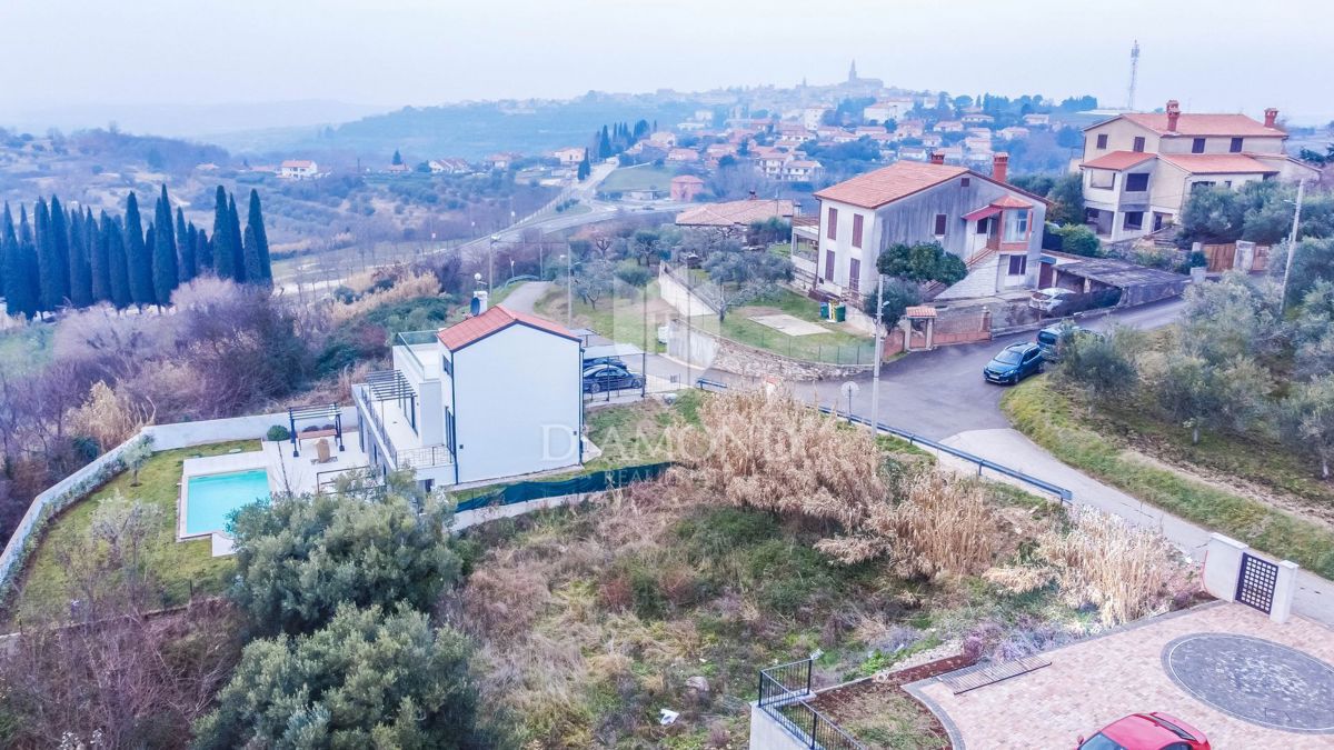 Buie, terreno edificabile con vista panoramica!