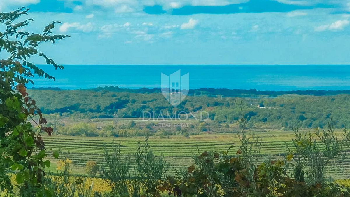 Buie, terreno edificabile con vista panoramica!