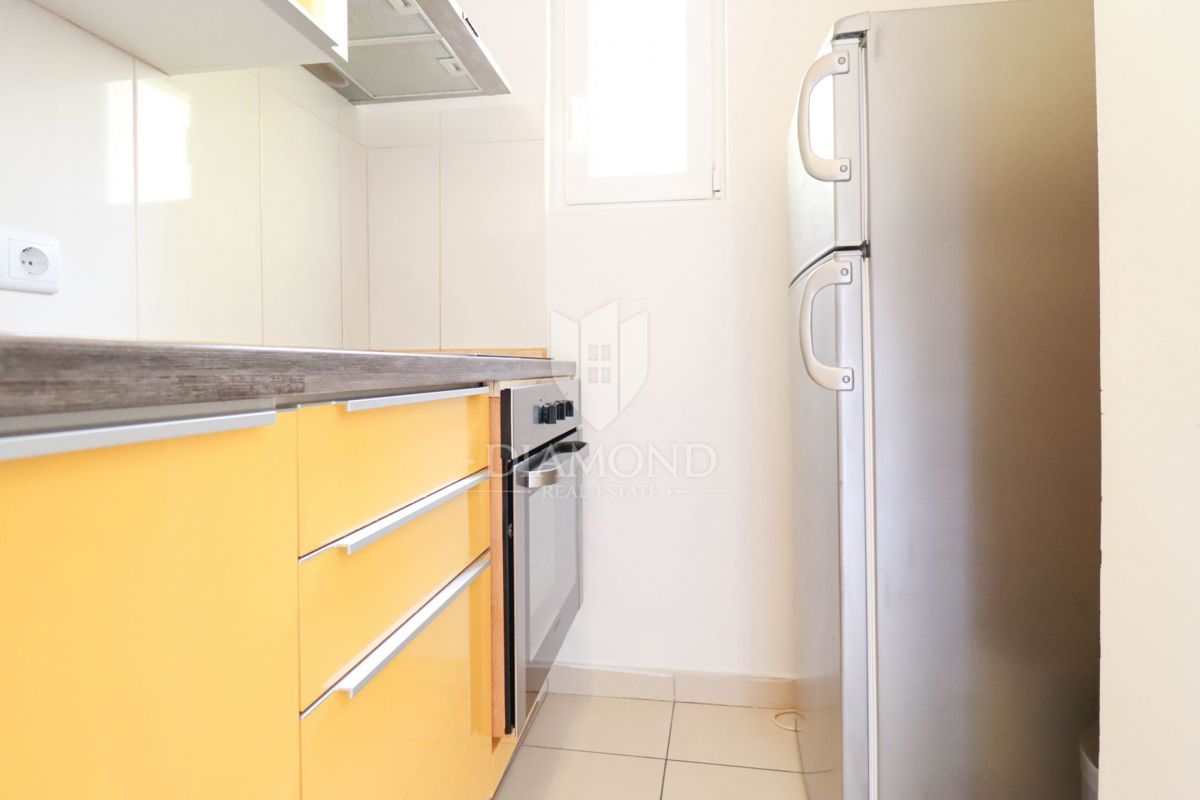 Zagabria Britanski trg, monolocale con parcheggio!