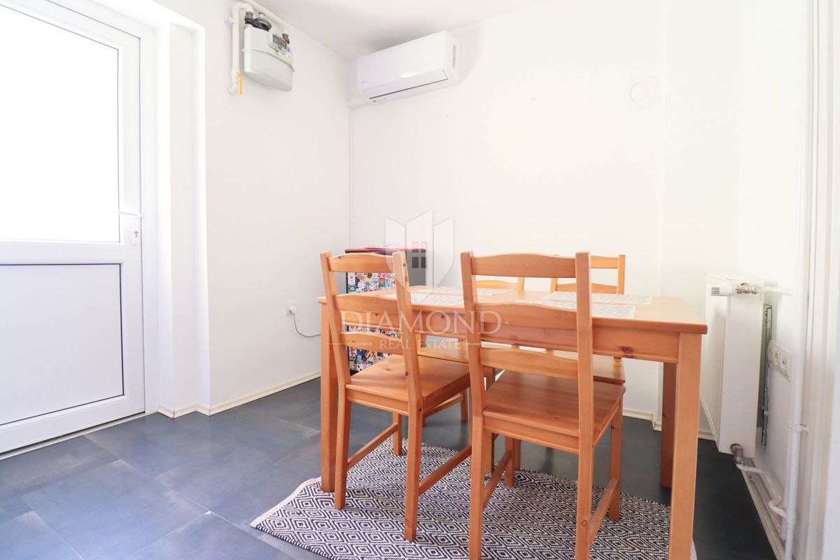 Zagabria Britanski trg, monolocale con parcheggio!