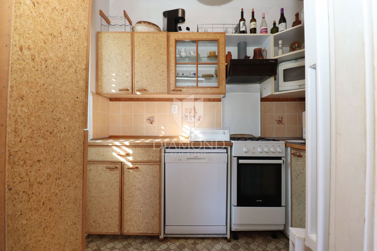 Rovigno, centro città, appartamento su due livelli, vista mare