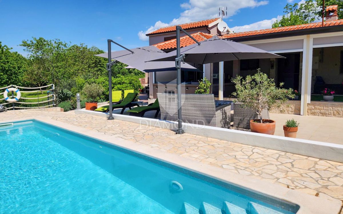 Labin, splendida casa vacanze con due appartamenti