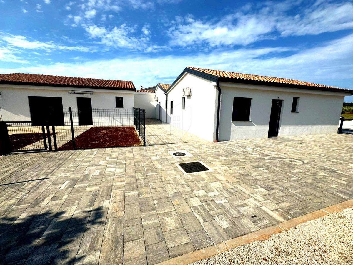 Eccezionale casa su un unico piano con piscina a Parenzo