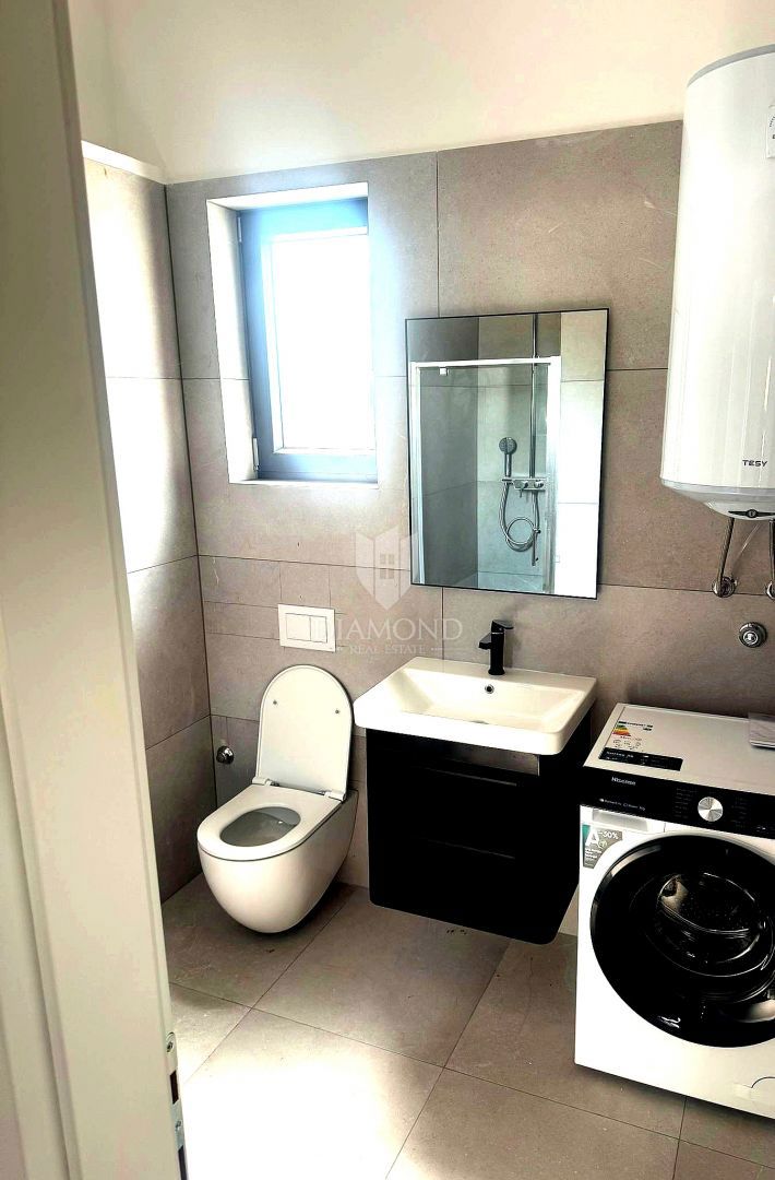 Eccezionale casa su un unico piano con piscina a Parenzo