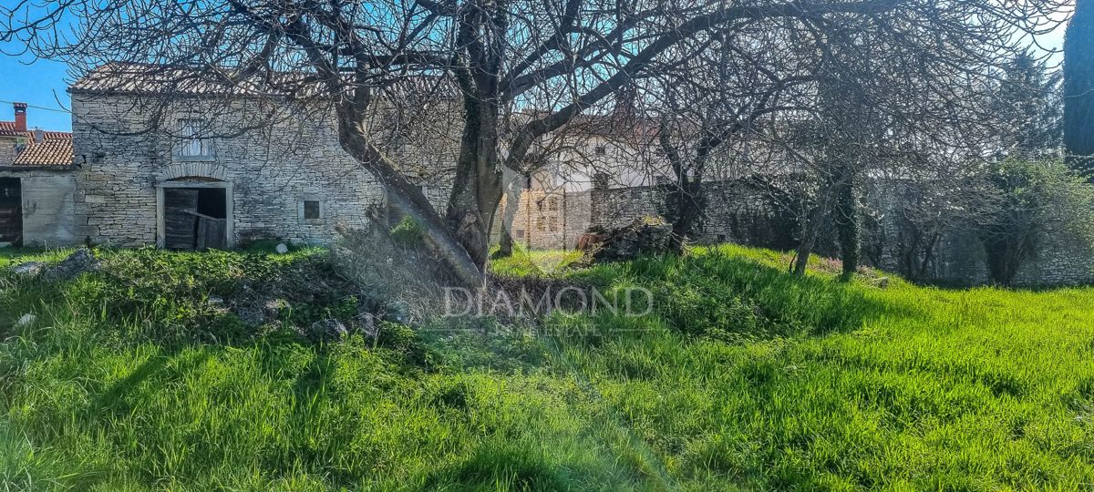 Casa indipendente in pietra vicino a Sanvincenti