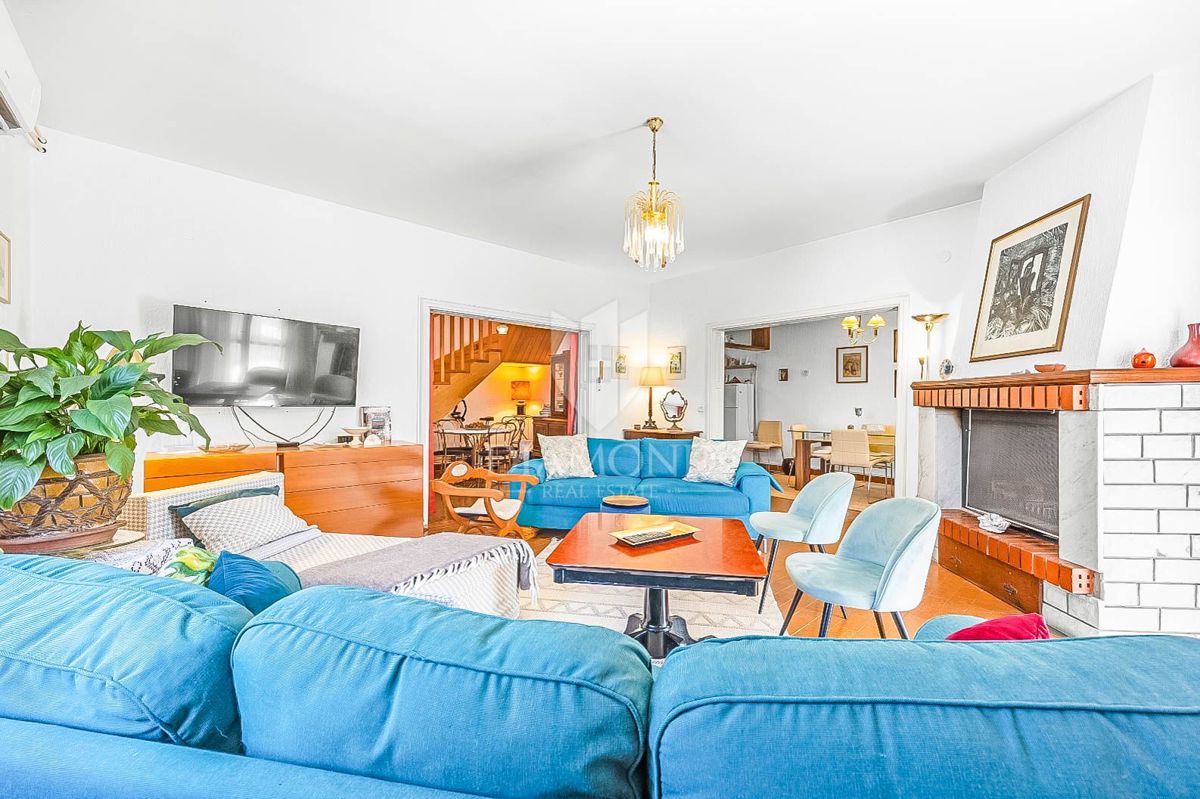 OCCASIONE! Vicino a Pola, casa con tre unità abitative!