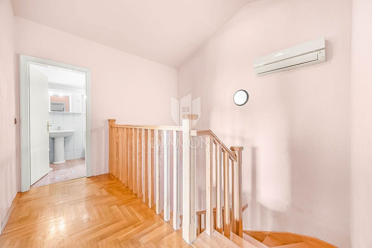 OCCASIONE! Vicino a Pola, casa con tre unità abitative!