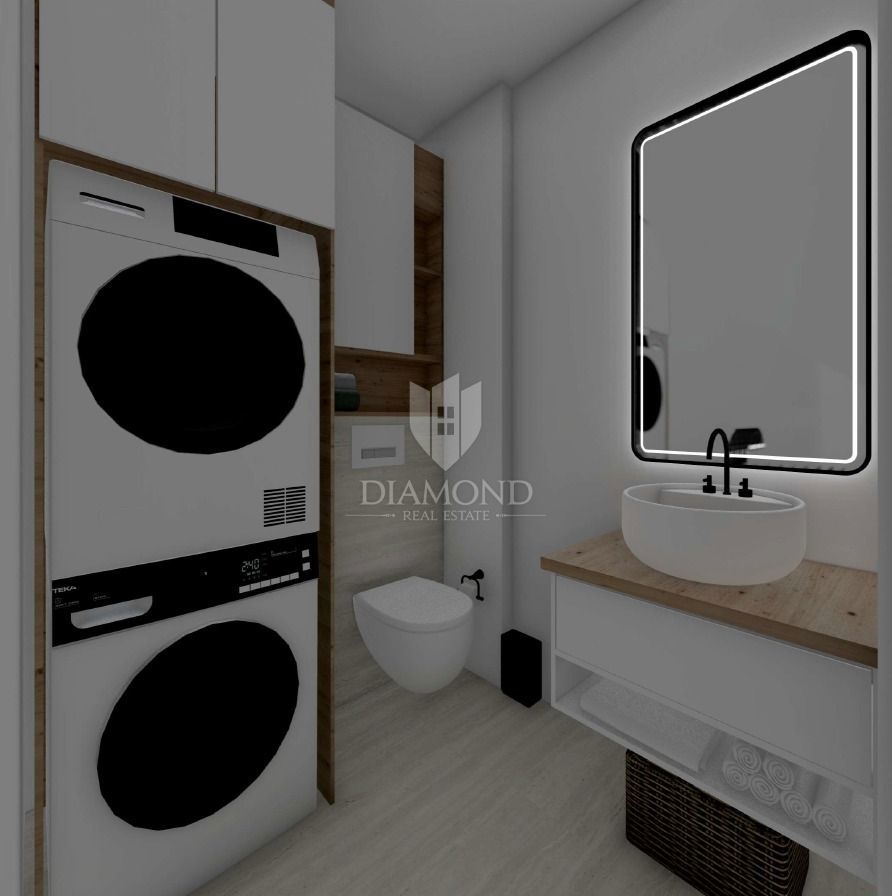 Umag, appartamento di lusso a 150 m dal mare con ascensore!