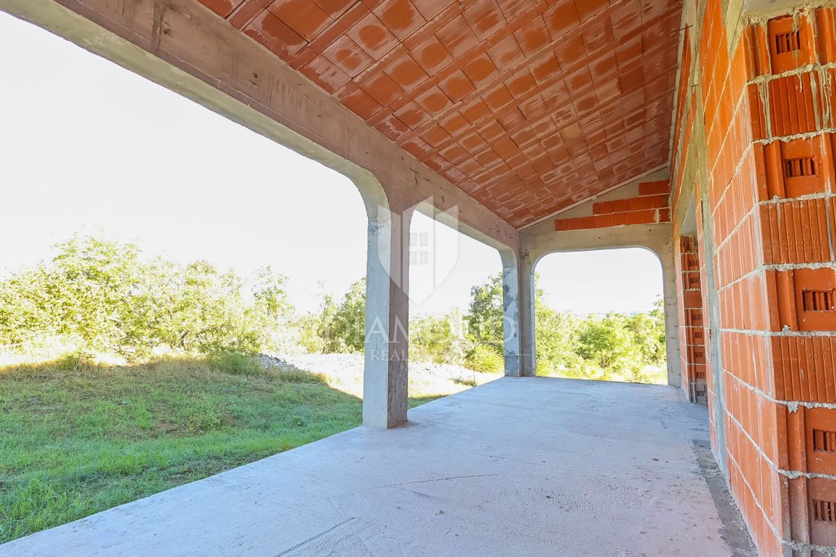 Rovigno, imponente villa in una posizione perfetta