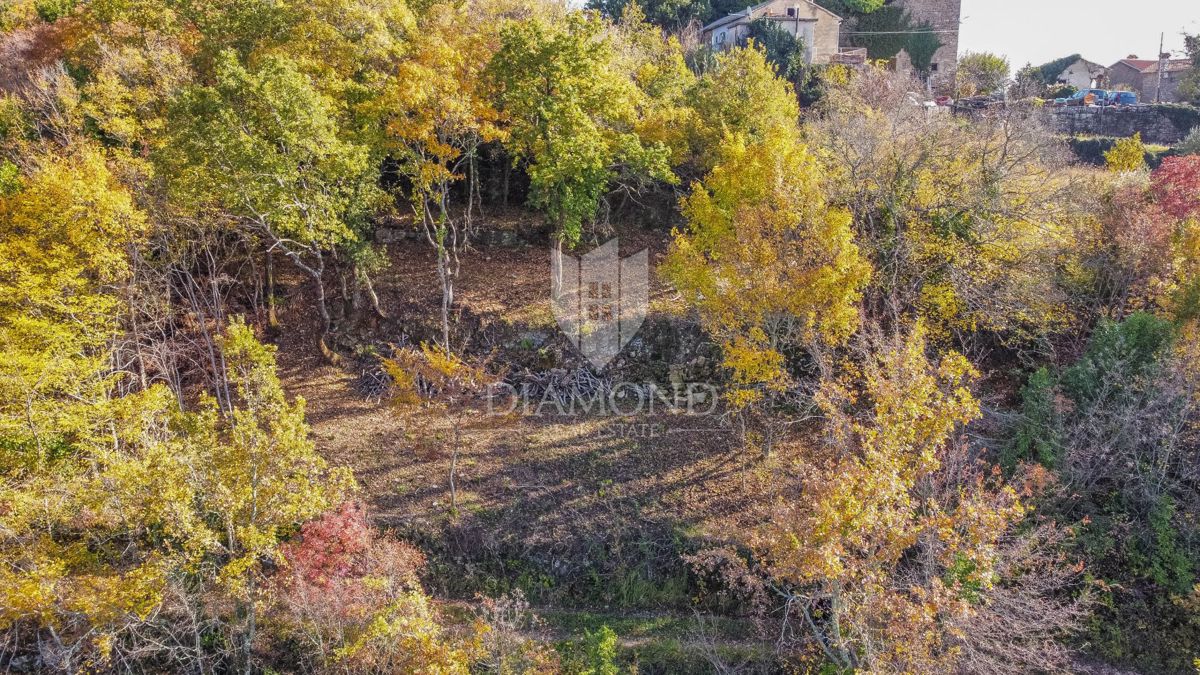 Terreno edificabile con una bella vista vicino a Grisignana