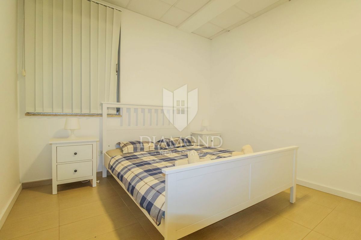 Centro di Umago, appartamento moderno con 3 camere da letto!