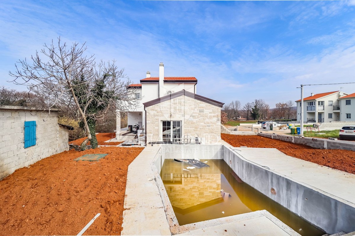 Parenzo, dintorni, casa idilliaca con piscina