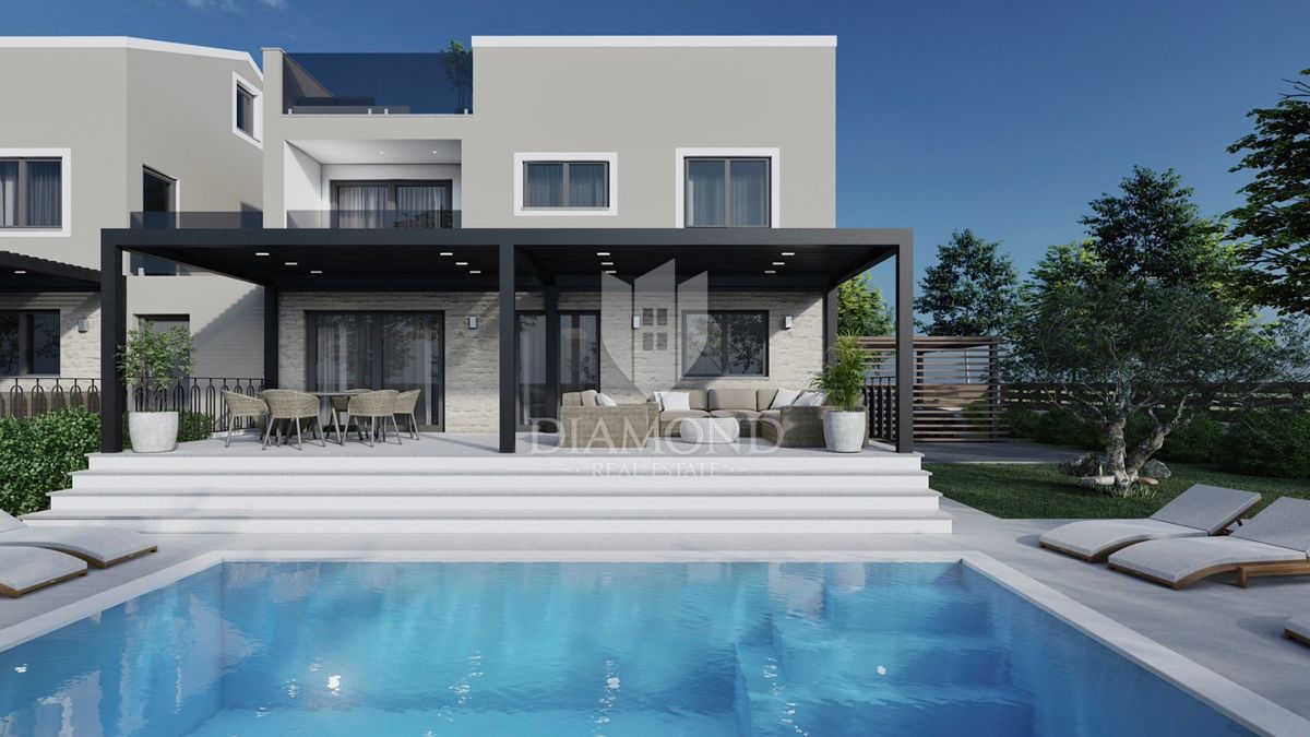 Parenzo, dintorni, casa ideale con quattro camere da letto e vista mare!