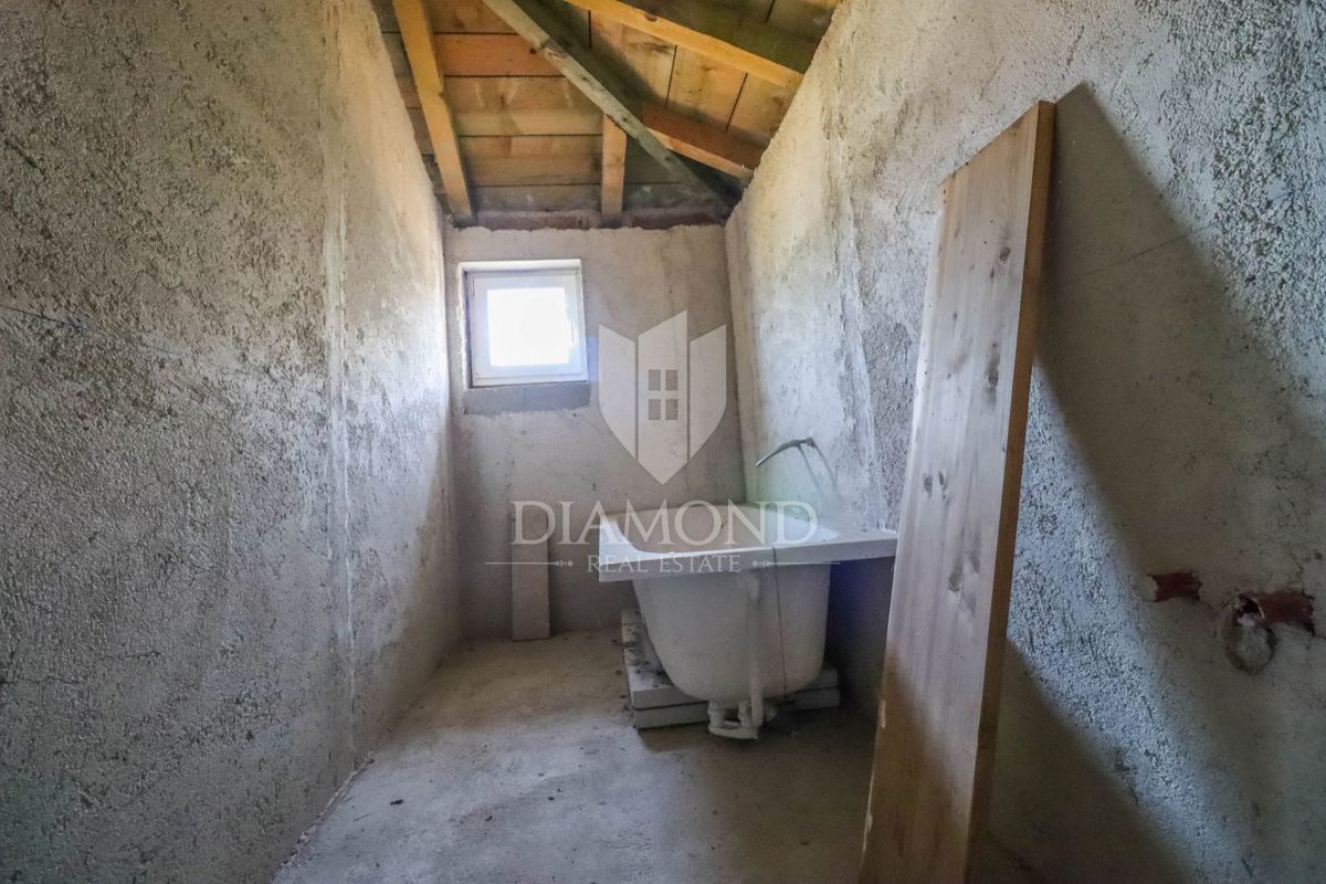 Bellissima casa con ampio cortile nelle vicinanze di Fasana!