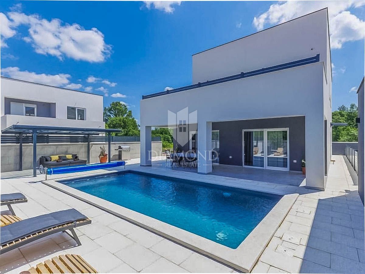Istria, Dignano, Casa di lusso con piscina riscaldata e ampia terrazza