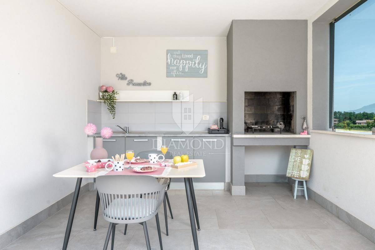 Labin, dintorni, ottima casa vacanze con piscina