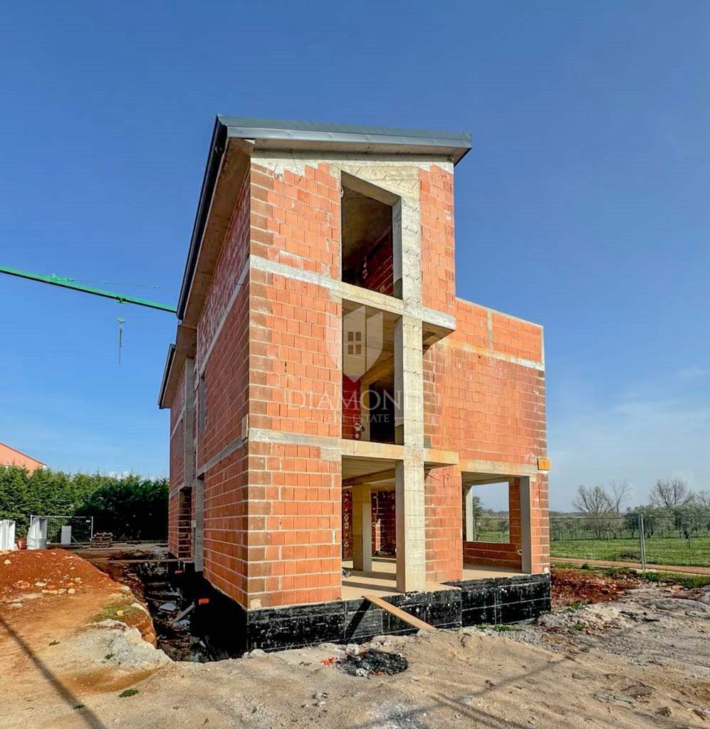 Umago nuova costruzione, appartamento con vista mare