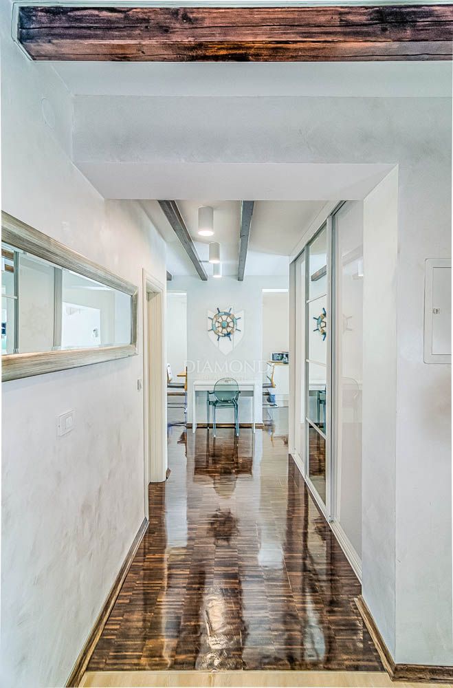 Fasana, dintorni, villa moderna con ampio cortile! 