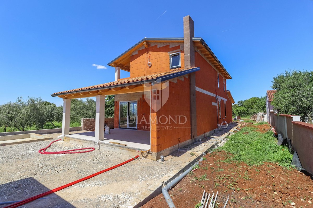 Casa con piscina e vista mare vicino a Pola! 