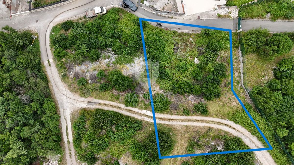 Tersatto, terreno edificabile con permesso di costruzione ottenuto, vista mare