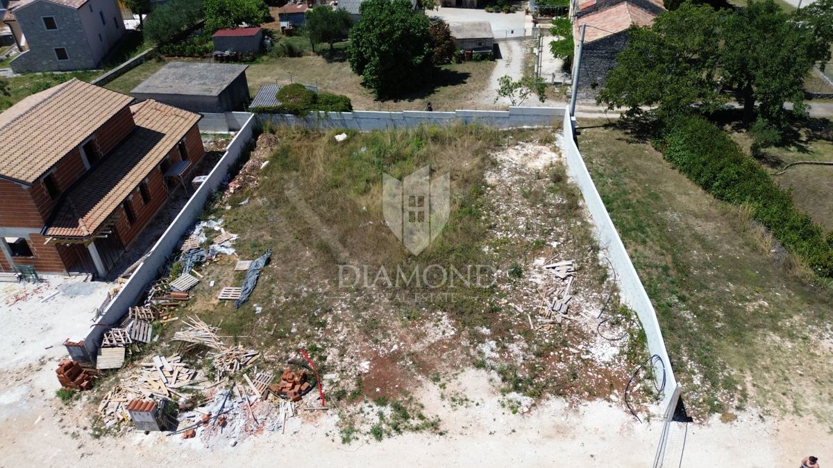 Svetvinčenat, dintorni, terreno con permesso di costruire