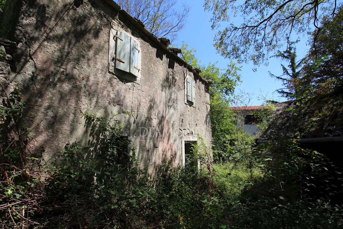 Chersano, dintorni, casa indipendente in pietra da adattare