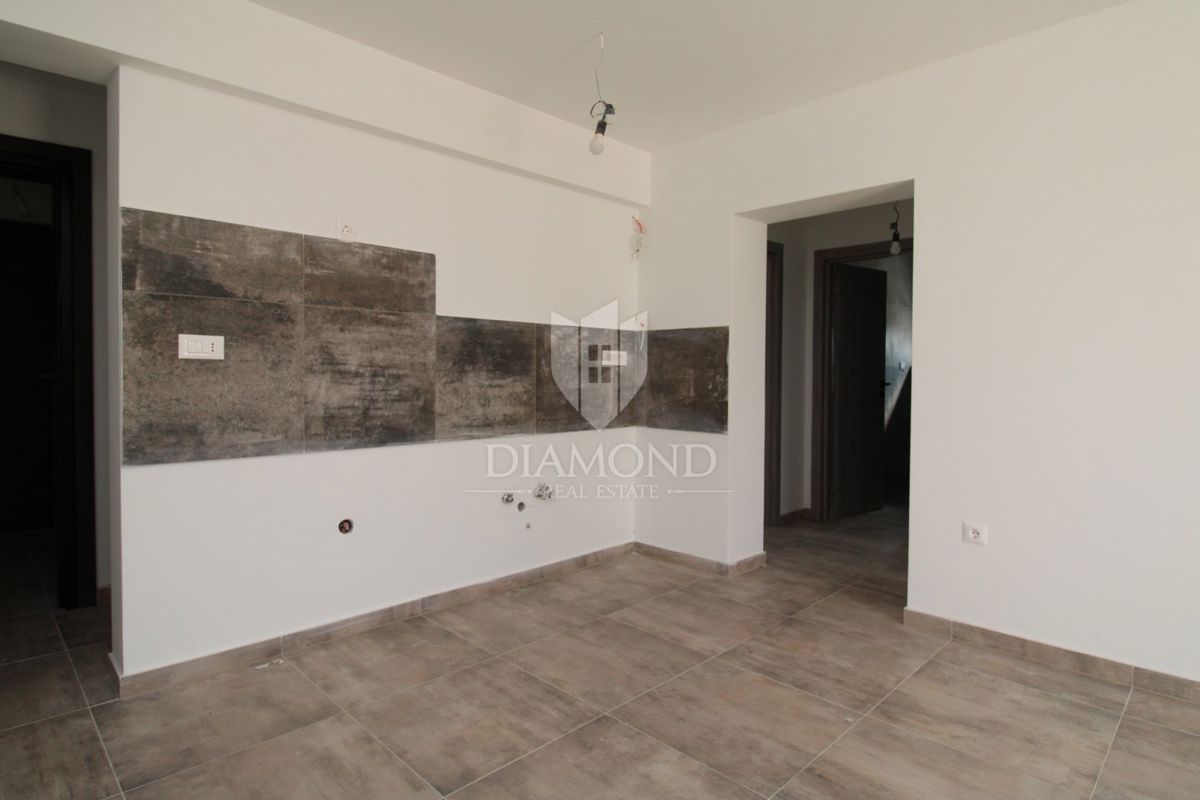 Appartamento Marinići, Viškovo, 87,15m2