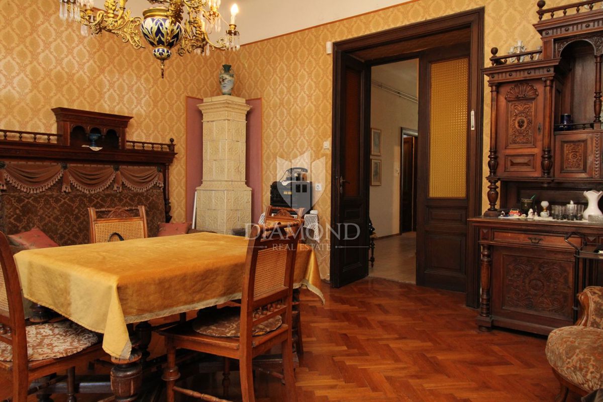 Fiume, Ampio Appartamento Pieno di Storia