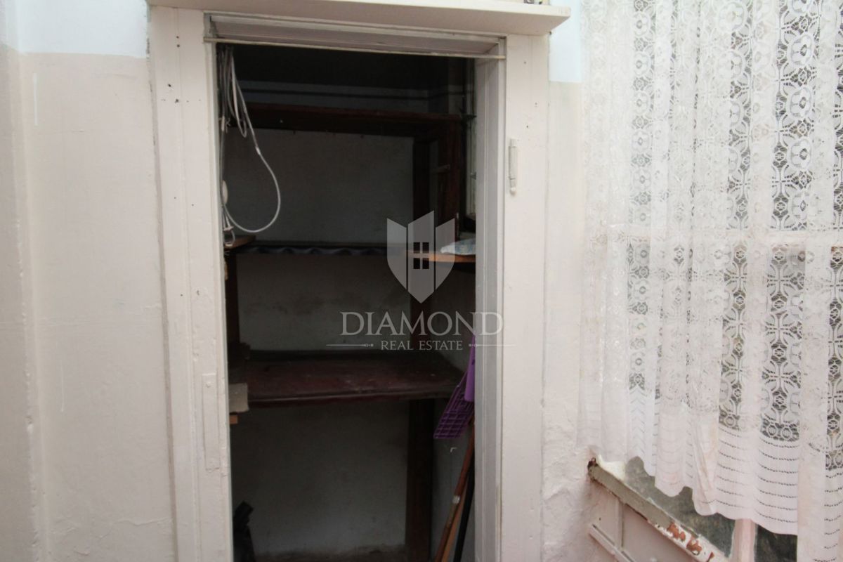 Fiume, Appartamento Confortevole in una Posizione Richiesta