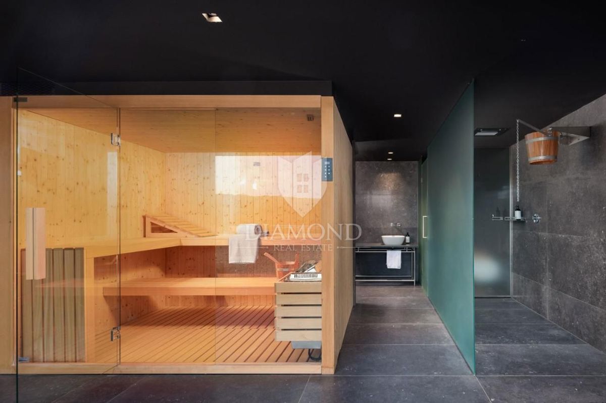 Montona, Casa di lusso con piscina e campo da tennis 