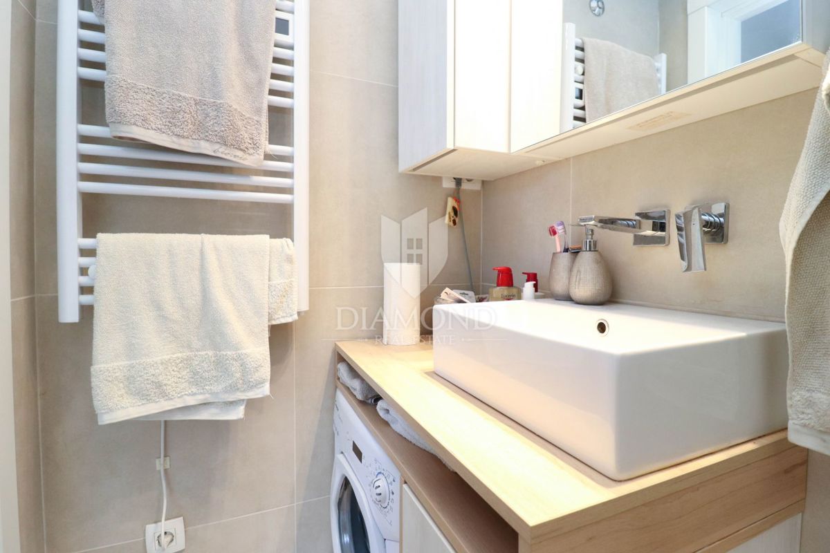 Appartamento arredato con terrazza, a 1 km dal mare!