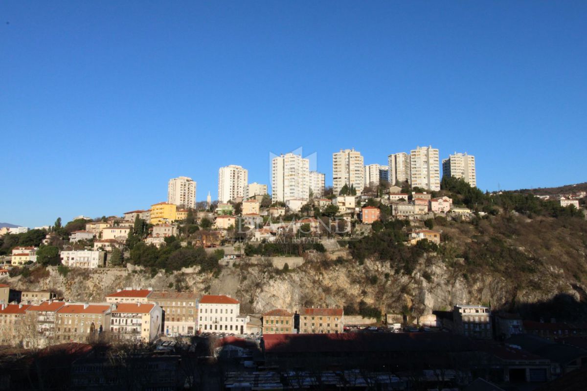 Appartamento Bulevard, Rijeka, 75m2