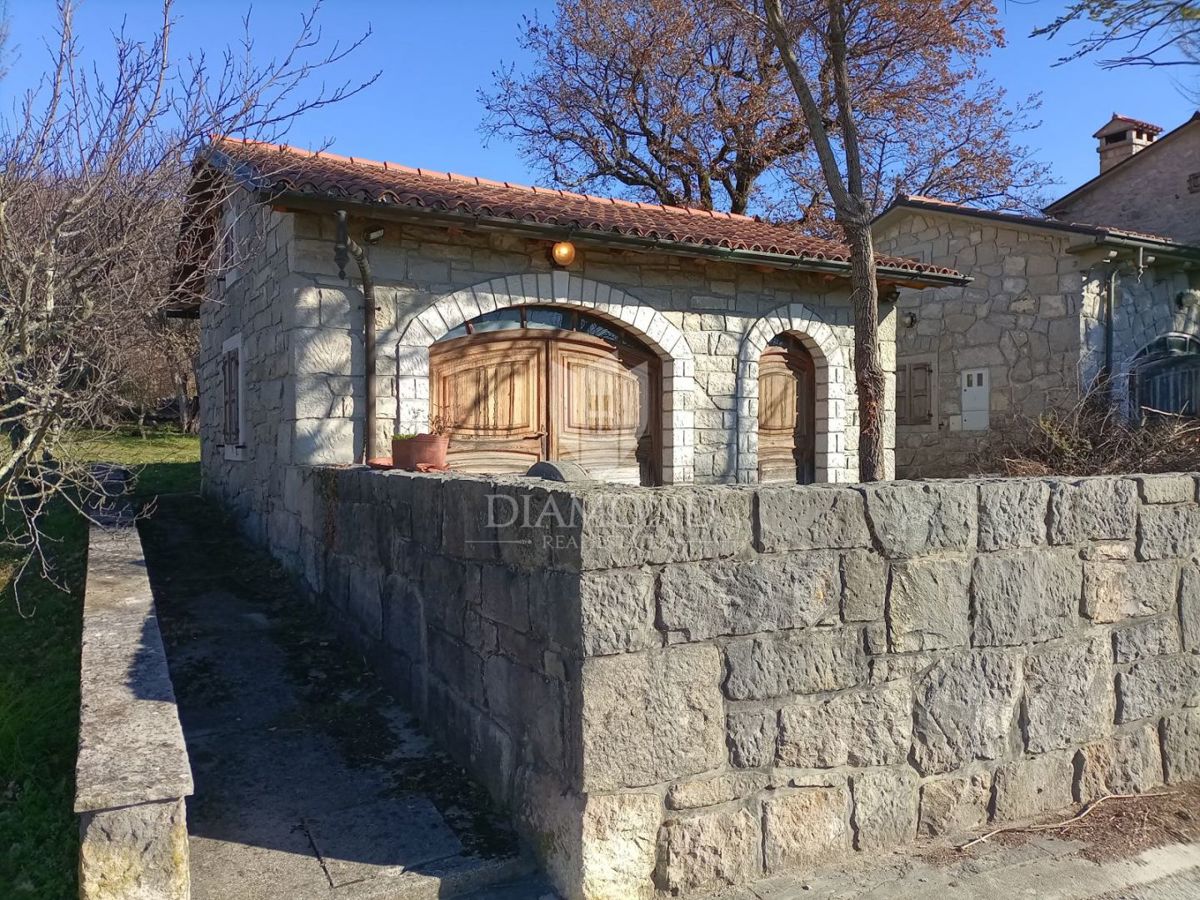 Bellissima casa in pietra in Istria