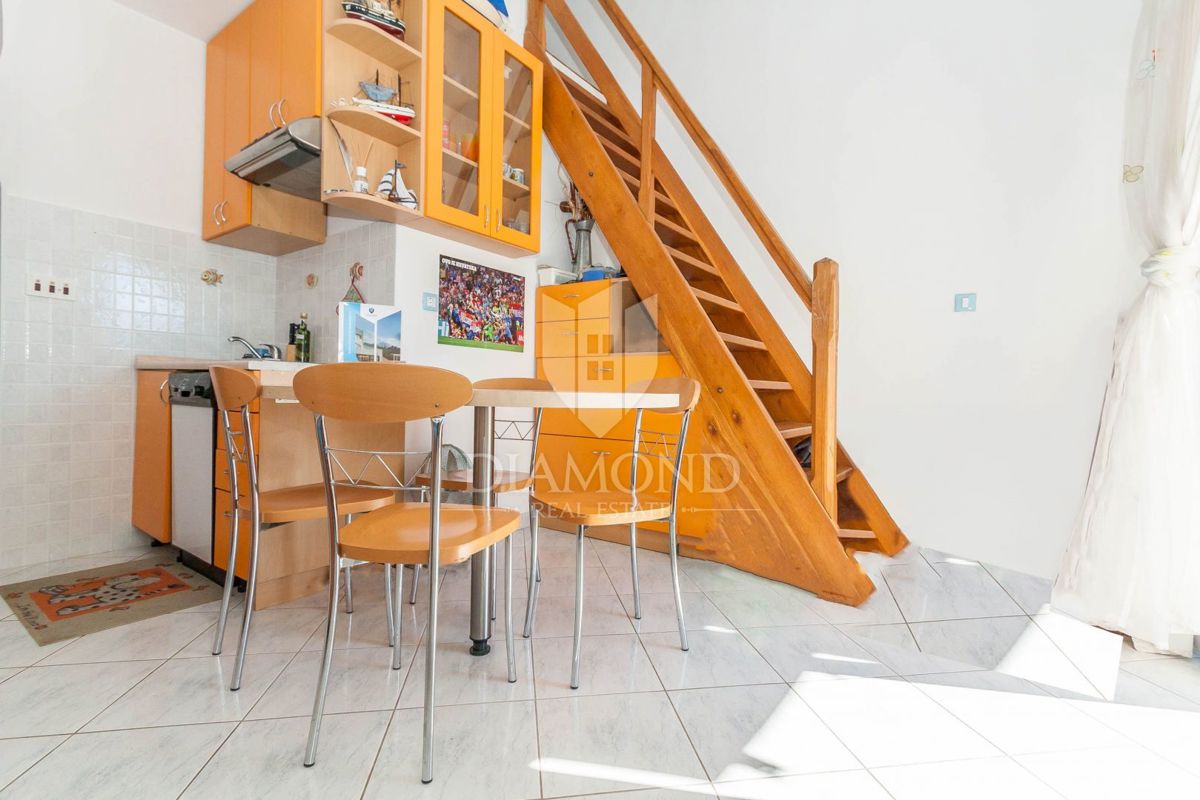 Cittanova, dintorni! Appartamento a soli 200 m dal mare!