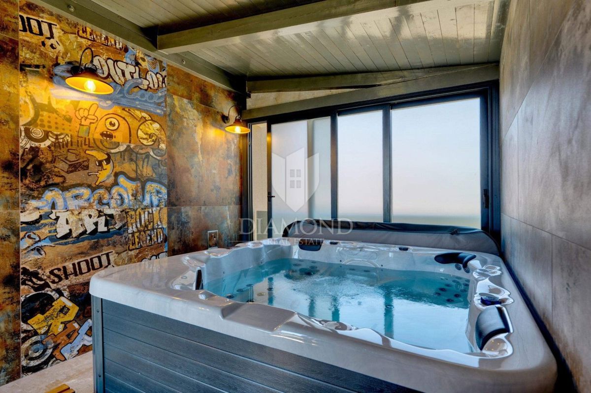 NUOVA VILLA DI LUSSO CON WELLNESS PRIVATO