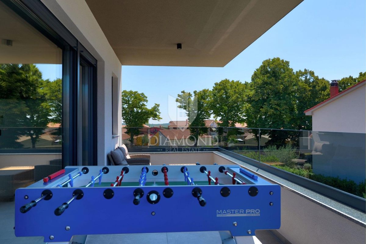 NUOVA VILLA DI LUSSO CON WELLNESS PRIVATO