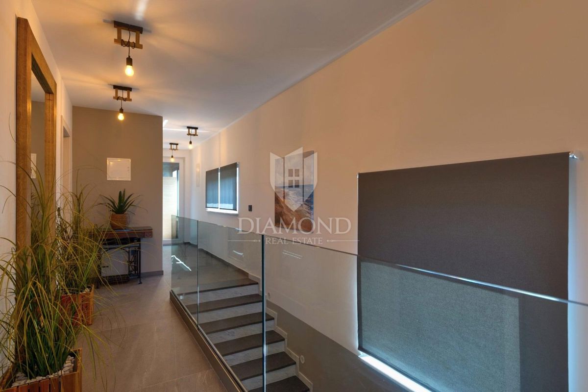 NUOVA VILLA DI LUSSO CON WELLNESS PRIVATO